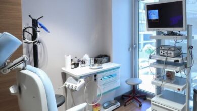 «Μπάχαλο» με ιατρικές πράξεις από μη εξειδικευμένα άτομα