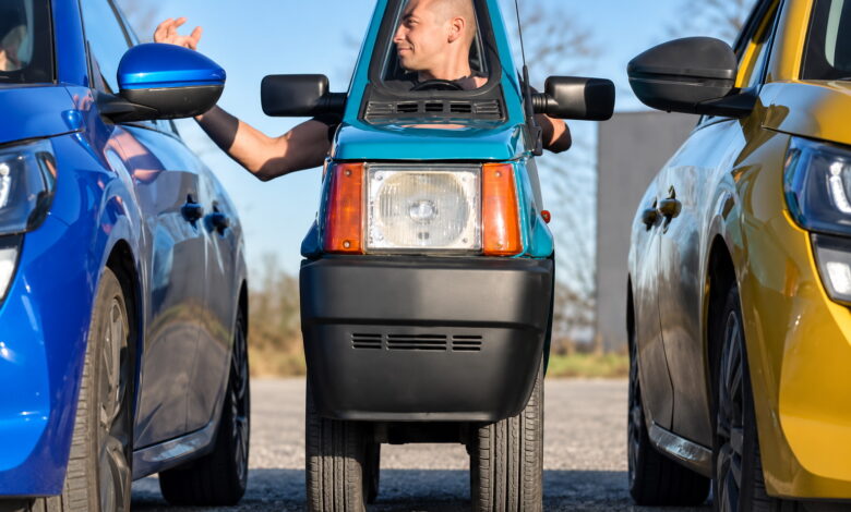 Έκοψε ένα FIAT Panda στα τρία – Και μπήκε στο Guinness! [video]