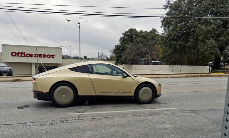 Tesla Cybercab: Η ώρα της αλήθειας για το robotaxi έφτασε