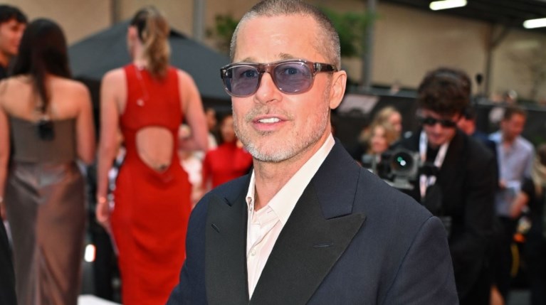 Brad Pitt: Και η κόρη του Zahara αφαιρεί το “Pitt” από την ταυτότητά της |