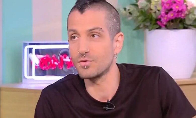 Άγγελος Θεοδωράκης για Μίκη Θεοδωράκη: «Εγώ θα περίμενα ένα δώρο, ένα οποιοδήποτε δώρο από τον παππού μου» Άγγελος Θεοδωράκης για Μίκη Θεοδωράκη: «Εγώ θα περίμενα ένα δώρο, ένα οποιοδήποτε δώρο από τον παππού μου»