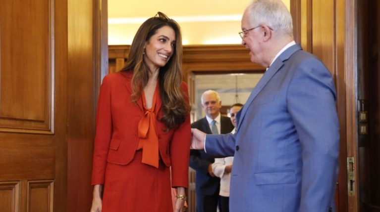 Από τη Βενετία στην Αθήνα: Η Amal Clooney στην Ελλάδα για την UNESCO -… | Από τη Βενετία στην Αθήνα: Η Amal Clooney στην Ελλάδα για την UNESCO -… |