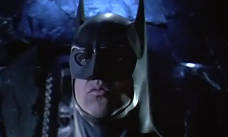 Το Batmobile της ταινίας «Batman Returns» πωλείται σε δημοπρασία Το Batmobile της ταινίας «Batman Returns» πωλείται σε δημοπρασία