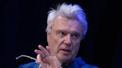 Ο Ντέιβιντ Μπερν στην κούρσα των Όσκαρ με το τραγούδι που έγραψε και ερμήνευσε για το ντοκιμαντέρ «Musk»