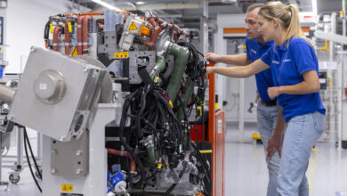 Bosch: Κόβει 13.000 θέσεις – «Αν πουλάς εδώ, να παράγεις εδώ» Bosch: Κόβει 13.000 θέσεις – «Αν πουλάς εδώ, να παράγεις εδώ»
