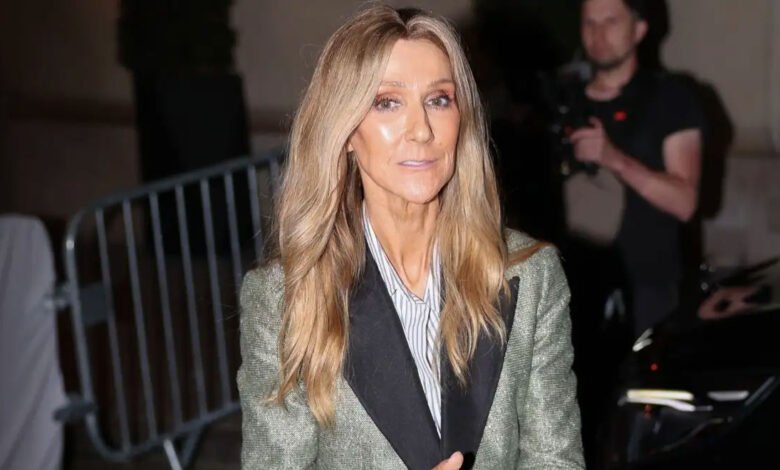 Παρίσι: Οι θαυμαστές της Celine Dion «κατασκηνώνουν» έξω από το ξενοδοχείο της πριν τη μεγάλη επιστροφή