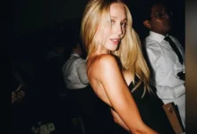 Μαρία Ολυμπία: Εμπνεύστηκε το βραδινό της look από τη θρυλική Carolyn Bessette