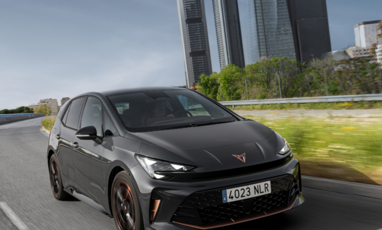 Το ανανεωμένο CUPRA Born στις εκθέσεις CUPRA Βελμάρ