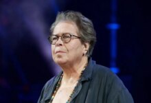Ξεσπάει η Δήμητρα Γαλάνη για τον Γιώργο Μαζωνάκη: Ας αφήσουν εμάς που τον αγαπήσαμε να πάμε να του αφήσουμε ένα λουλουδάκι