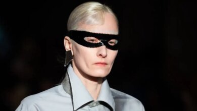 Η Julie Kegels κέρδισε στο Παρίσι το Βραβείο «LVMH» για Νέους Σχεδιαστές Μόδας 2026