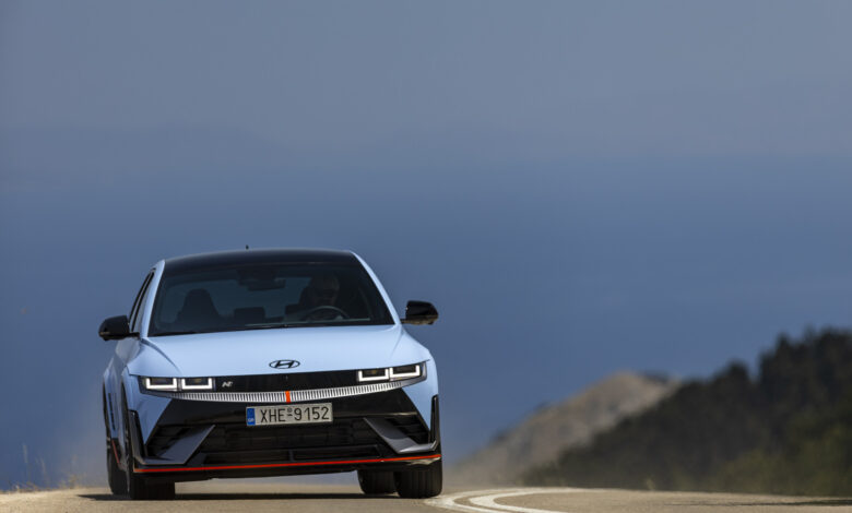 Η Hyundai κάνει τα ηλεκτρικά να οδηγούνται σαν βενζινοκίνητα