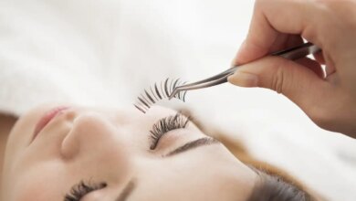 Βλεφαρίτιδα: Ο άγνωστος κίνδυνος από τις ψεύτικες βλεφαρίδες και τα extensions