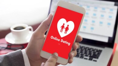 Dating Apps: Πως άλλαξε ο τρόπος που ερωτευόμαστε και ποιοι είναι οι κανόνες για το νέο φλερτ