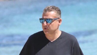 Ο Γιώργος Λιάγκας για βουτιές στη Βουλιαγμένη μετά το ταξίδι στη Γαλλική Ριβιέρα: «Σαν το σπίτι σου πουθενά» έγραψε
