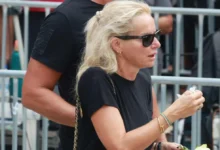 Μαρία Μπεκατώρου: Ο λόγος που σπάραξε στην κηδεία του Μαζωνάκη – Το «δώρο» του τραγουδιστή στην παρουσιάστρια
