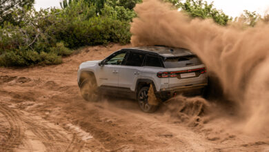 Jeep Compass: Νέες εκδόσεις με 660 km αυτονομία και τετρακίνηση