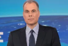 Νίκος Στραβελάκης: Οι διαδοχικές αποχωρήσεις από το «10 Παντού», η νέα συνεργασία και η ζωή μακριά από τα φώτα