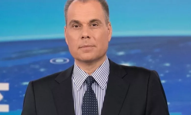 Νίκος Στραβελάκης: Οι διαδοχικές αποχωρήσεις από το «10 Παντού», η νέα συνεργασία και η ζωή μακριά από τα φώτα