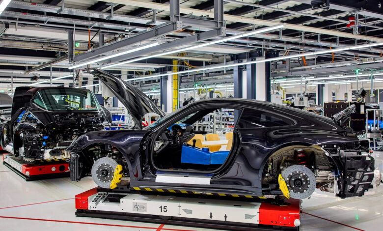 Reuters: Πώς η Porsche από «χρυσοφόρα» δύναμη γίνεται το μεγαλύτερο πρόβλημα του VW Group Reuters: Πώς η Porsche από «χρυσοφόρα» δύναμη γίνεται το μεγαλύτερο πρόβλημα του VW Group
