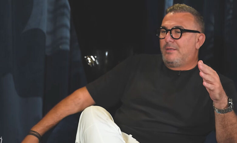 Αντώνης Ρέμος: «Πολλοί θα ήθελαν να με δουν στα πατώματα – Έχω το μέτωπό μου καθαρό» Αντώνης Ρέμος: «Πολλοί θα ήθελαν να με δουν στα πατώματα – Έχω το μέτωπό μου καθαρό»