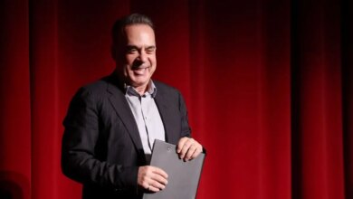 Ο Φώτης Σεργουλόπουλος επιστρέφει στο θέατρο