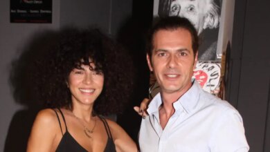 Η Μαρία Σολωμού έδειξε τα ραβασάκια που της έστελνε ο Μάριος Αθανασίου: «Έγραφε πάντως πολύ ωραία»