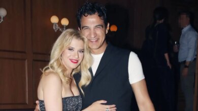 Η Τζένη Θεωνά και ο Δήμος Αναστασιάδης βάφτισαν τους γιους τους με νονό τον Αντίνοο Αλμπάνη