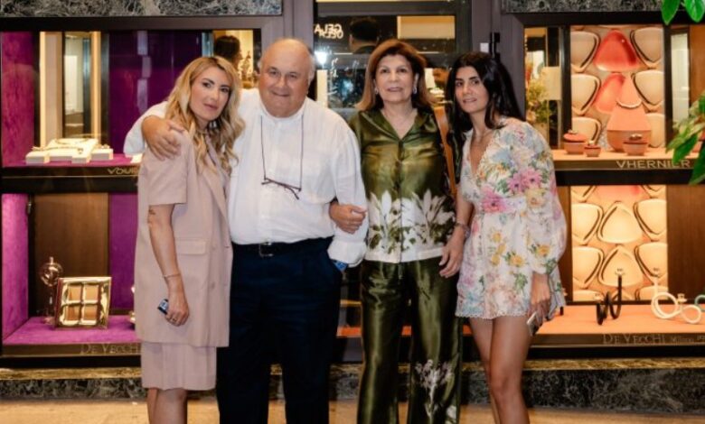 100 χρόνια Vourakis: Λαμπερές παρουσίες και royals στον εορτασμό του ιστορικού οίκου στο Παλαιό Χρηματιστήριο