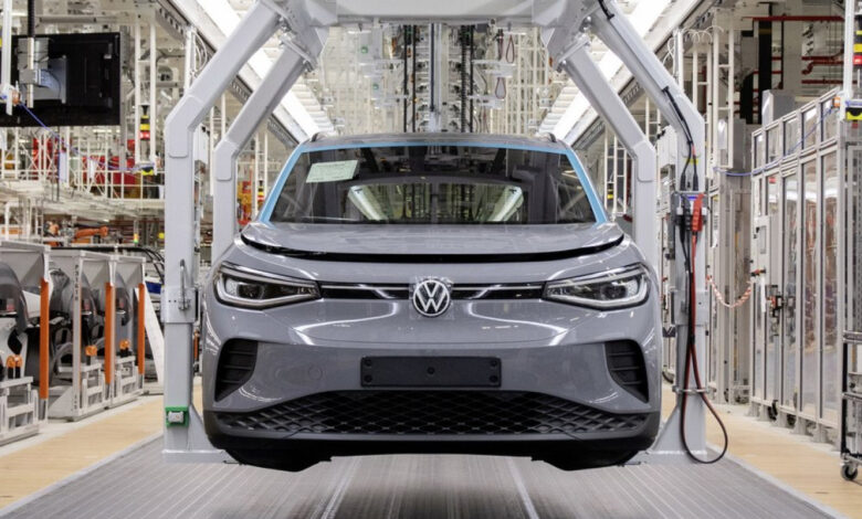 Volkswagen: Ανατροπή, τα ηλεκτρικά ξεπέρασαν τα θερμικά Volkswagen: Ανατροπή, τα ηλεκτρικά ξεπέρασαν τα θερμικά