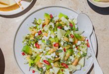 Σαλάτα με πεπόνι, φέτα και dressing με ρόκα