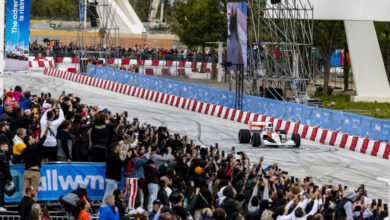 Η Αθήνα στην pole position με McLaren! Χιλιάδες φίλοι του motorsport στο πρώτο Allwyn x McLaren Racing Live event