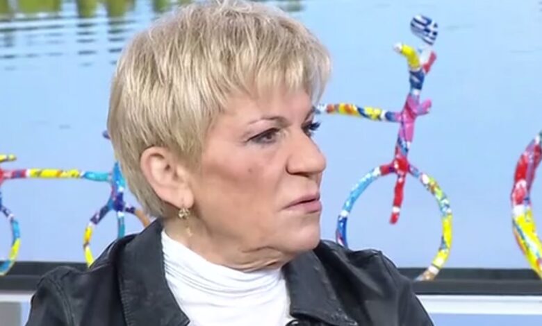 Χρύσα Ρώπα: “Βιοπορίζομαι από το θέατρο και όταν δεν έχω δουλειά είναι… |