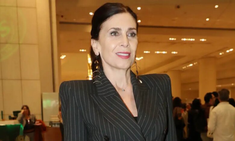 Κατερίνα Διδασκάλου: Με αφορά πολύ περισσότερο τη γίνεται στο Αφγανιστάν, παρά η κόντρα Βίσση και Καρβέλα Κατερίνα Διδασκάλου: Με αφορά πολύ περισσότερο τη γίνεται στο Αφγανιστάν, παρά η κόντρα Βίσση και Καρβέλα