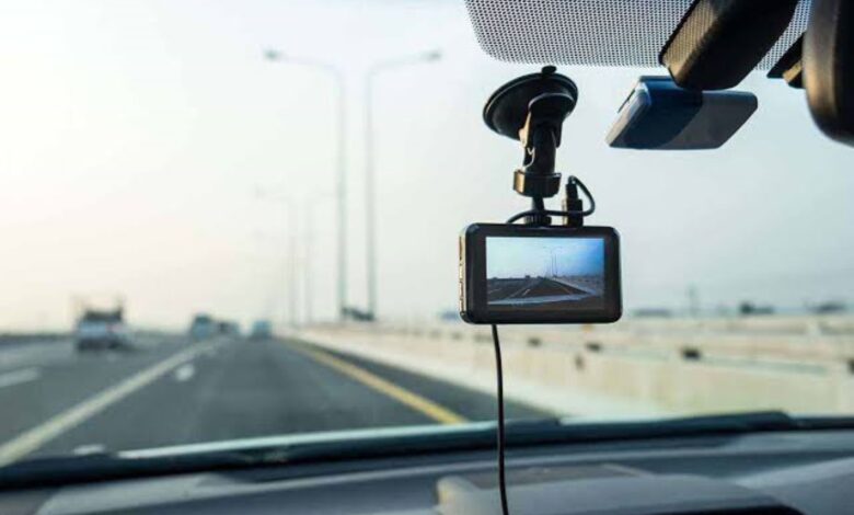 Dash camera στην Ελλάδα: Επιτρέπεται η χρήση της και μπορεί το βίντεο να γίνει δεκτό στο δικαστήριο; Dash camera στην Ελλάδα: Επιτρέπεται η χρήση της και μπορεί το βίντεο να γίνει δεκτό στο δικαστήριο;