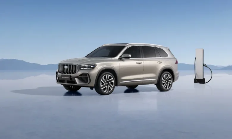 Παρίσι 2026: Η Geely «ταράζει» την Ευρώπη με την πρεμιέρα του Monjaro EM-i!