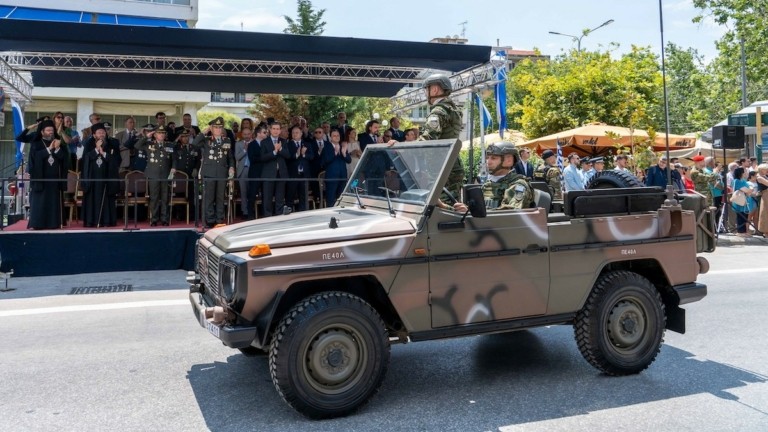 Τα θρυλικά Mercedes και Steyr του Ελληνικού Στρατού – Τι αλλάζει το 2026;