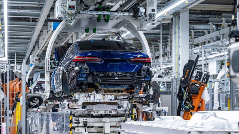 Η BMW υιοθετεί τακτικές των Κινέζων Η BMW υιοθετεί τακτικές των Κινέζων