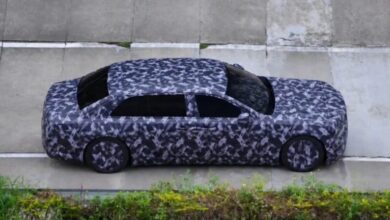Η BYD βάζει στο στόχαστρο τη Rolls-Royce