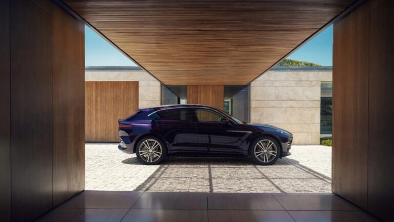 Η Aston Martin DBX έχει πλέον και έκδοση GT με 727 ίππους