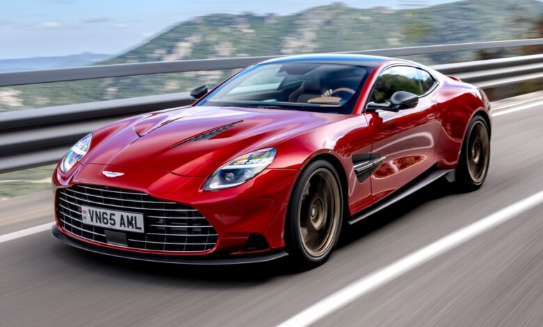 H Aston Martin «φρενάρει» την ηλεκτροκίνηση