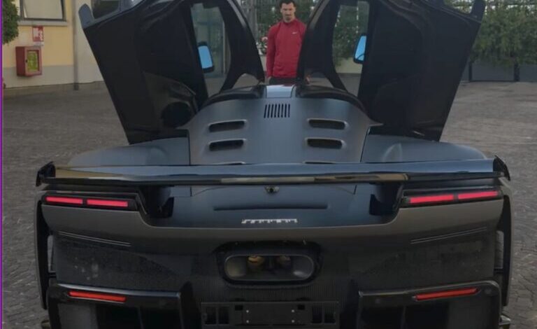 Τα γενέθλια του Ζλάταν έχουν πάντα… Ferrari (+ video) Τα γενέθλια του Ζλάταν έχουν πάντα… Ferrari (+ video)