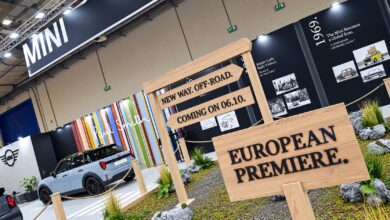 Ευρωπαϊκή πρεμιέρα σήμερα στην Αθήνα: Η MINI αποκαλύπτει το νέο αυτοκίνητό της Ευρωπαϊκή πρεμιέρα σήμερα στην Αθήνα: Η MINI αποκαλύπτει το νέο αυτοκίνητό της