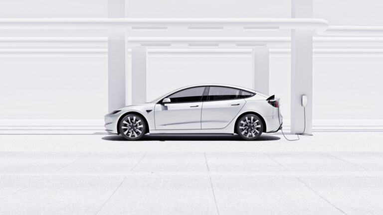 Τα Tesla Model 3 και Model Y ως εφεδρική πηγή ενέργειας