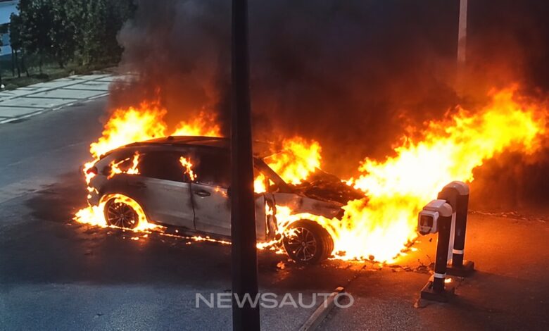 Video: Στις φλόγες το «καμάρι» του Ερντογάν