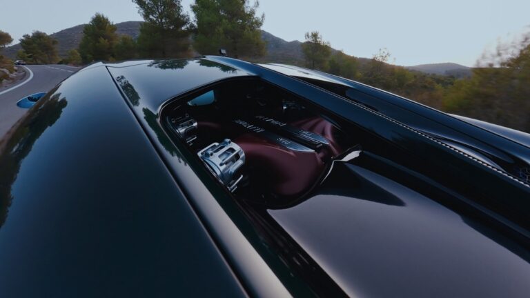 Η Bugatti Tourbillon και ως χειροκίνητη;