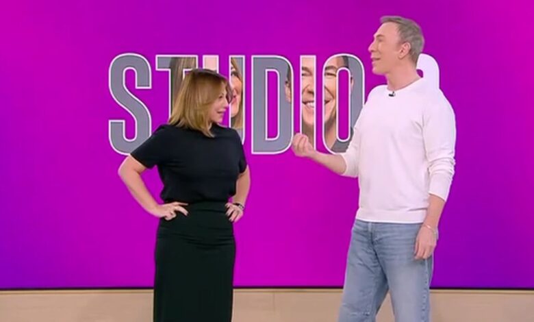Μπέρδεψαν τα “Studio” στον αέρα του ΣΚΑΪ – Η αντίδραση της Ζαμπέτογλου και… |