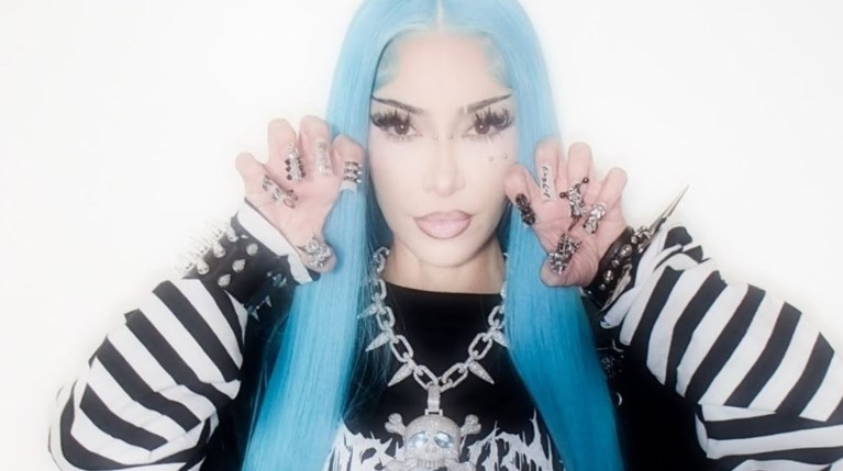 Η Kim Kardashian ντύθηκε North West και έδωσε το σύνθημα για τα celebrity… | Η Kim Kardashian ντύθηκε North West και έδωσε το σύνθημα για τα celebrity… |