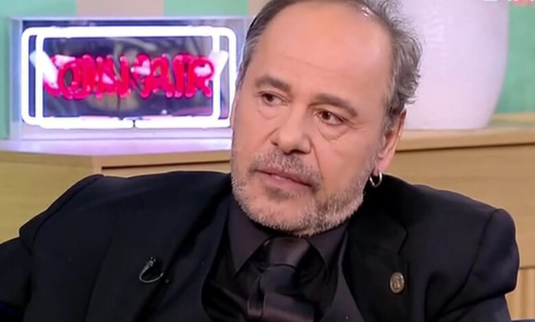 Η αντίδραση του Αλέξανδρου Ρήγα στην ερώτηση για την ΕΡΤ: “Ο καναπές σας… | Η αντίδραση του Αλέξανδρου Ρήγα στην ερώτηση για την ΕΡΤ: “Ο καναπές σας… |