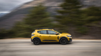 Dacia Sandero Stepway Hybrid: 155 ίπποι από €21.900