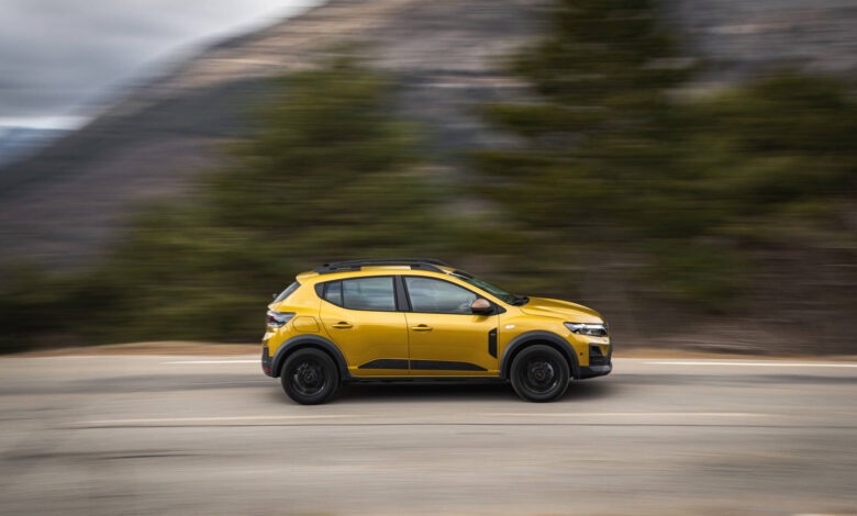 Dacia Sandero Stepway Hybrid: 155 ίπποι από €21.900